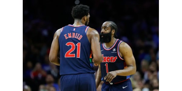 Joel Embiid se nada da će nastaviti raditi s Jamesom Hardenom Joel Embiid se nada da će nastaviti raditi s Jamesom Hardenom